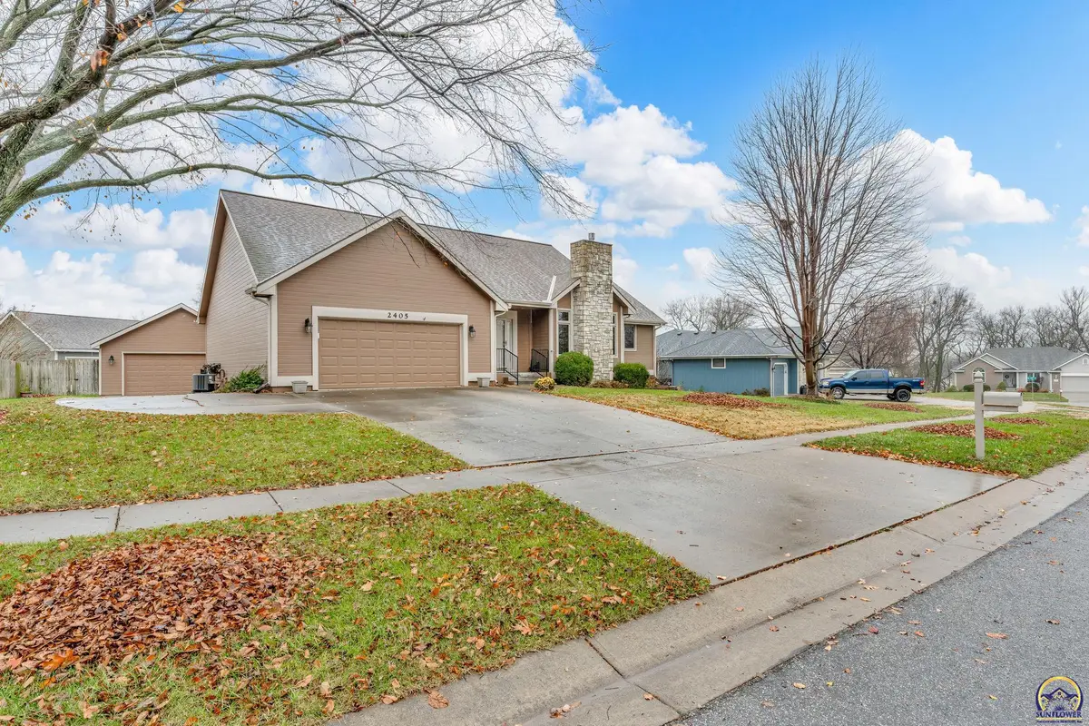 2405 SE Saturn Dr, Topeka, KS 66605 - Image #1