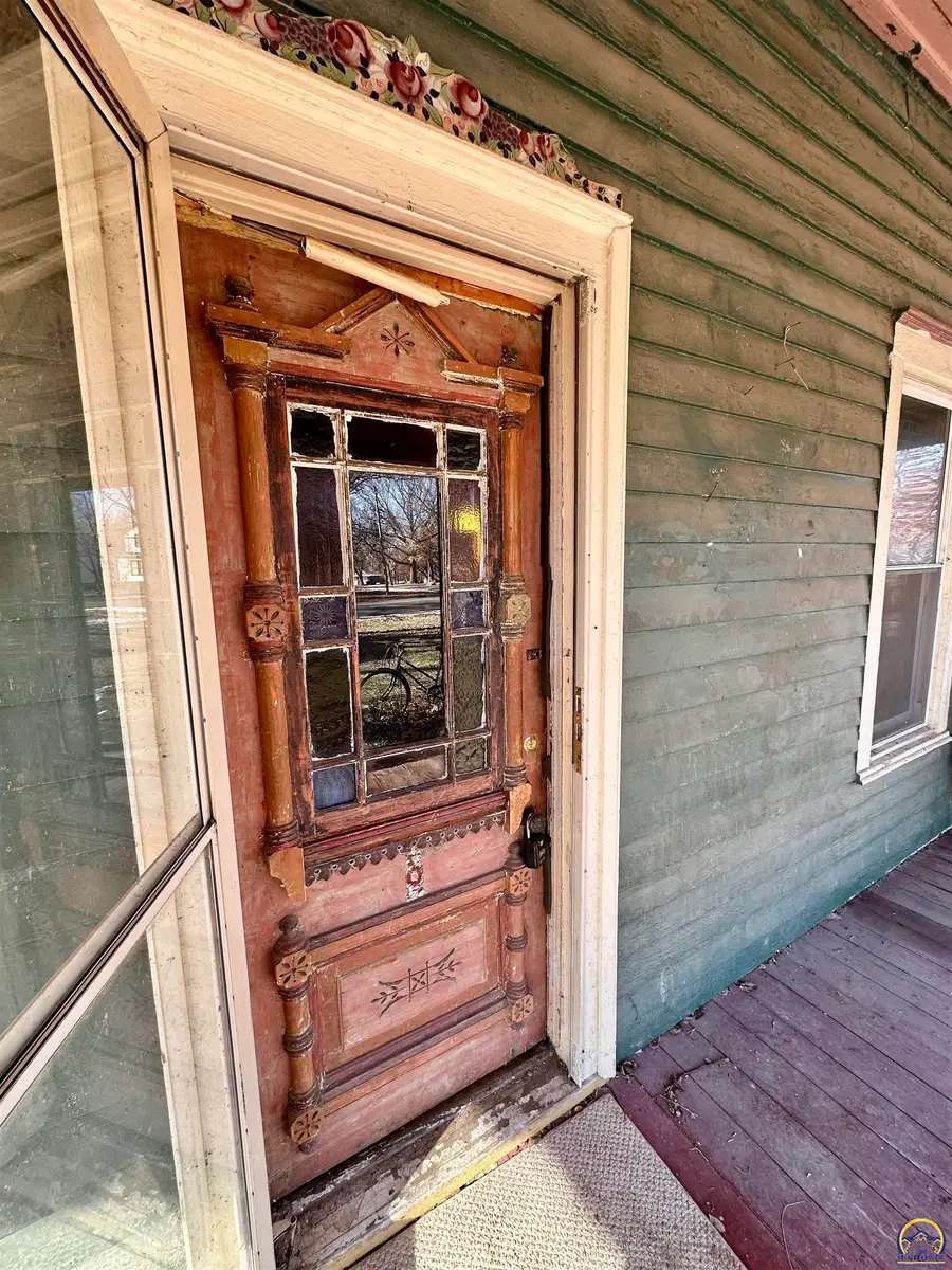 315 Pierce St, Maple Hill, KS 66507 - Image #2