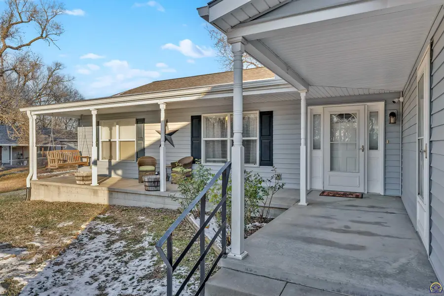 6946 SE Berryton Rd, Berryton, KS 66409 - Image #3