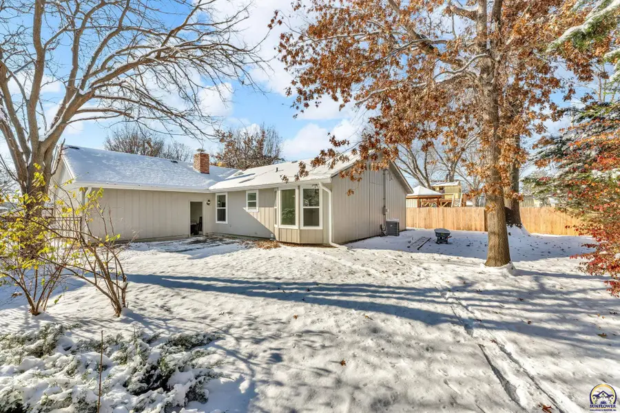 5824 SW 28th Ter, Topeka, KS 66614 - Image #3