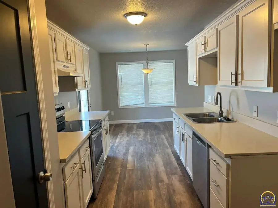 2902 N Kansas Ave, Topeka, KS 66617 - Image #3