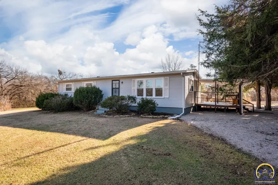 7055 E 125th St, Overbrook, KS 66524 - Image #2