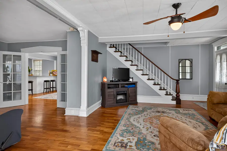 525 N Iowa Ave, Holton, KS 66436 - Image #3