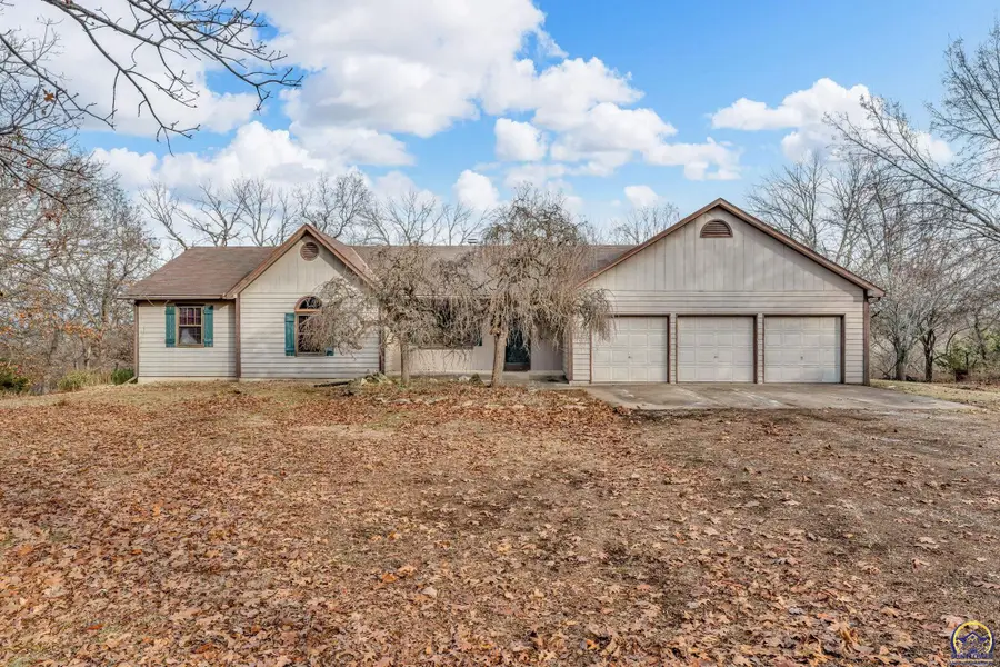 1884 E 978 Road, Lawrence, KS 66049-9158 - Image #2