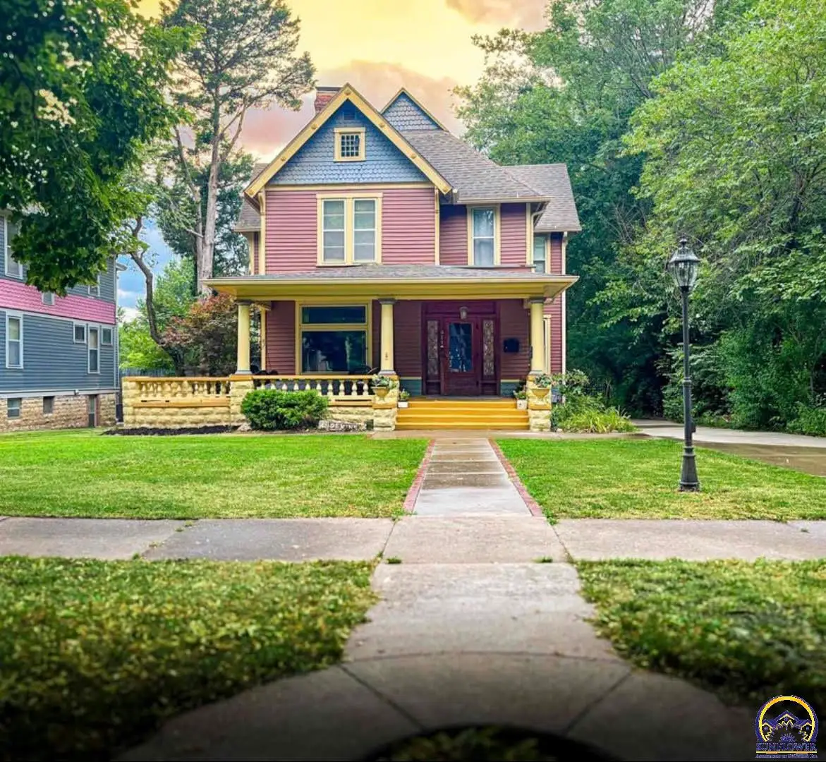 411 SW Woodlawn Ave, Topeka, KS 66606 - Image #1