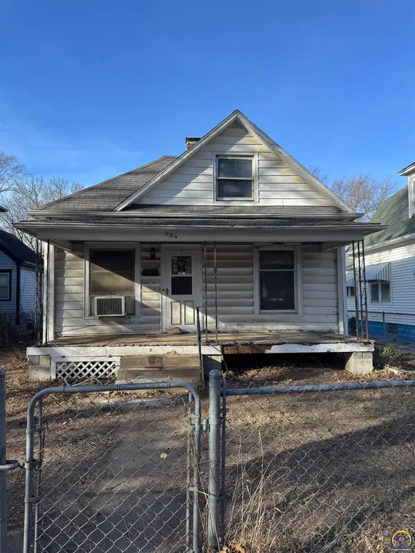 509 NE Scotland Ave, Topeka, KS 66616