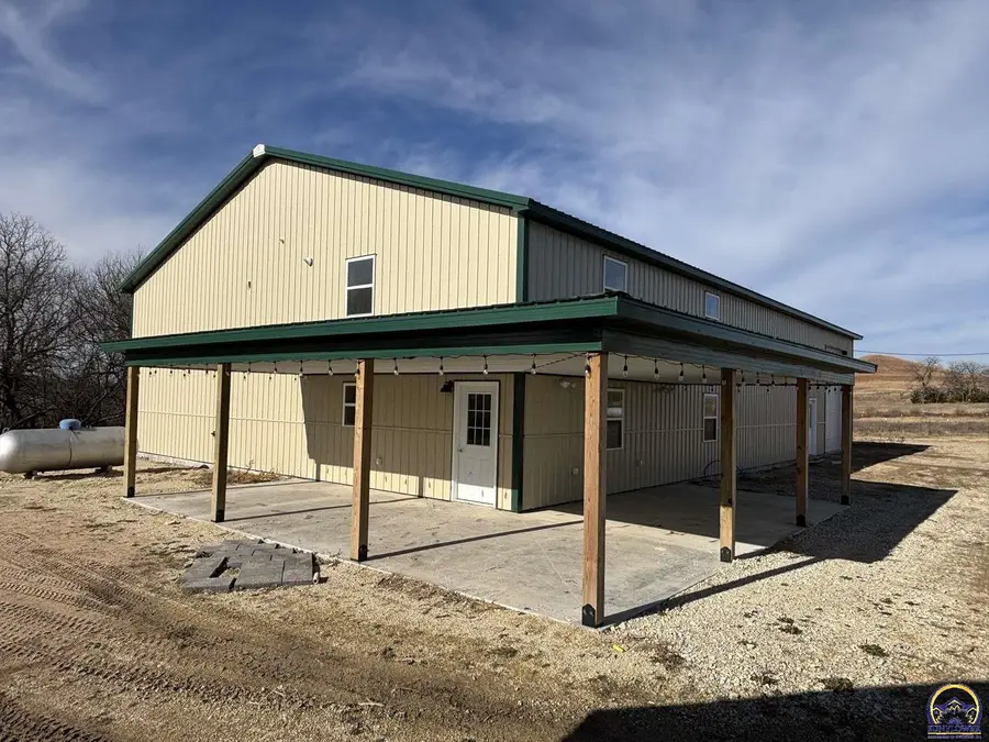 1120 250th Rd, Elmdale, KS 66850 - Image #3