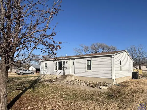 502 Vine St, Cottonwood Falls, KS 66845