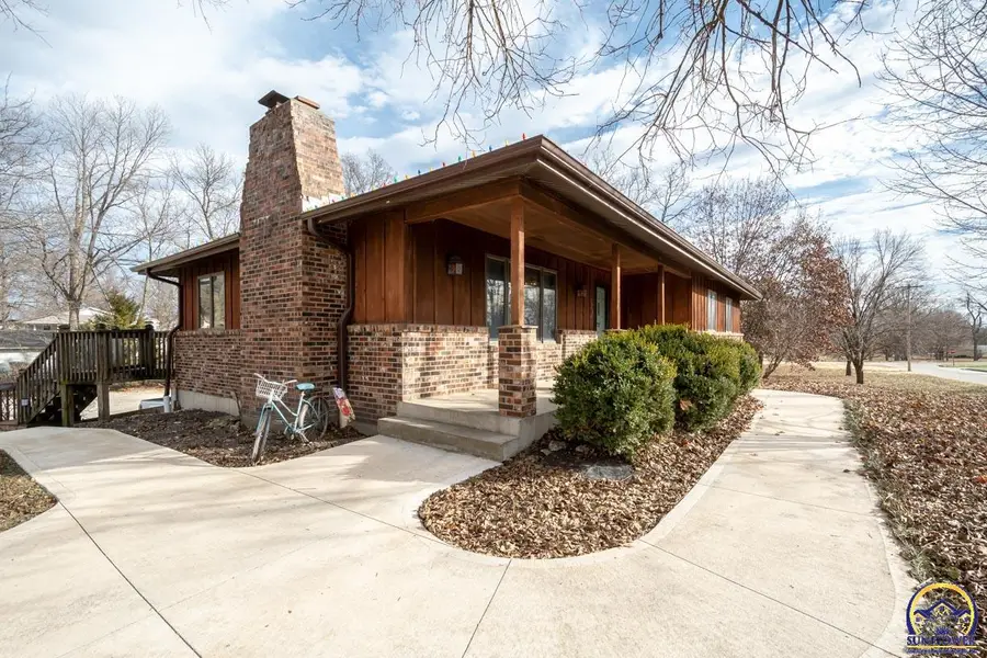 124 Locust St, Nortonville, KS 66060 - Image #3