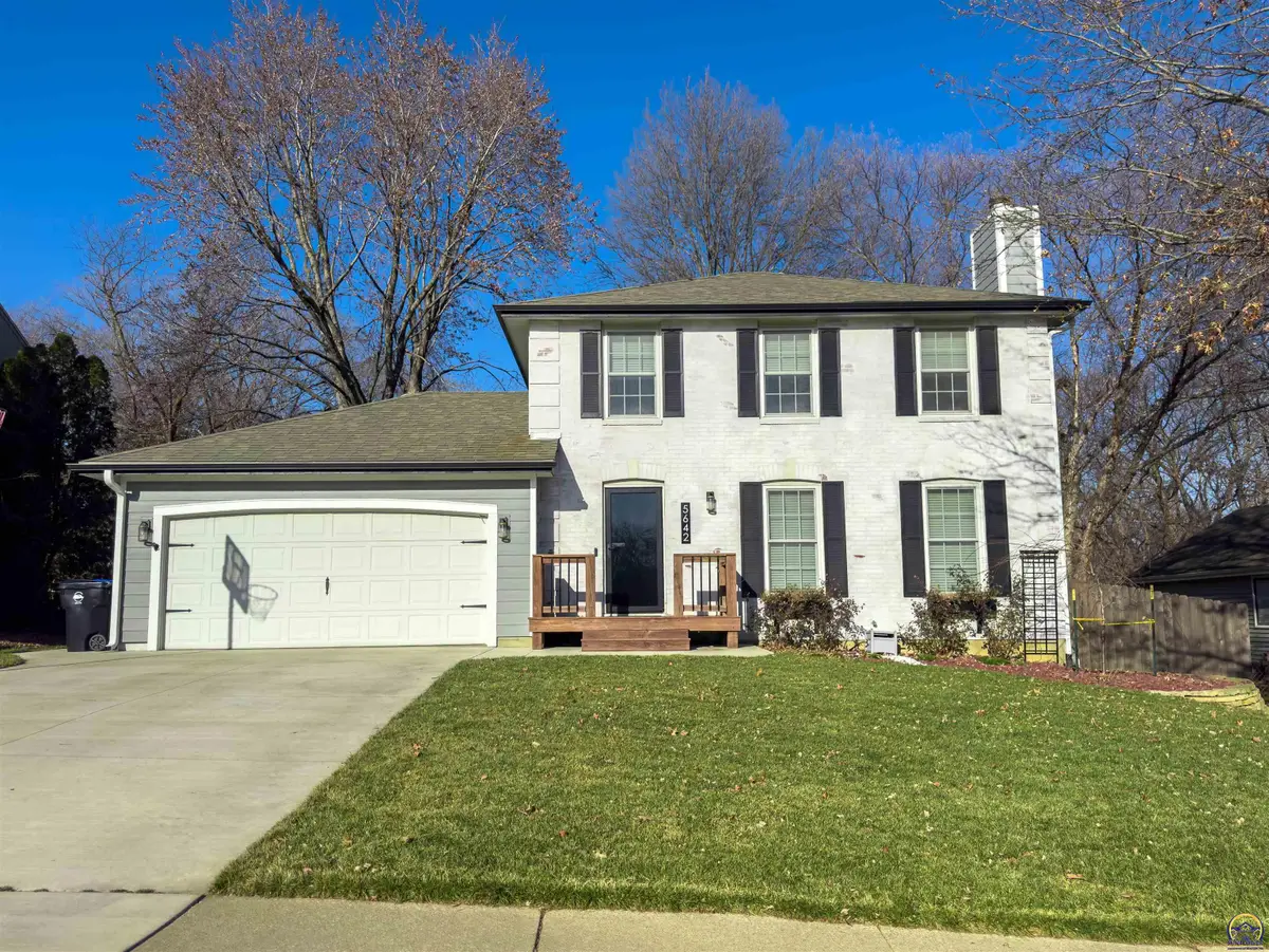 5642 SW 33rd Ter, Topeka, KS 66614 - Image #1
