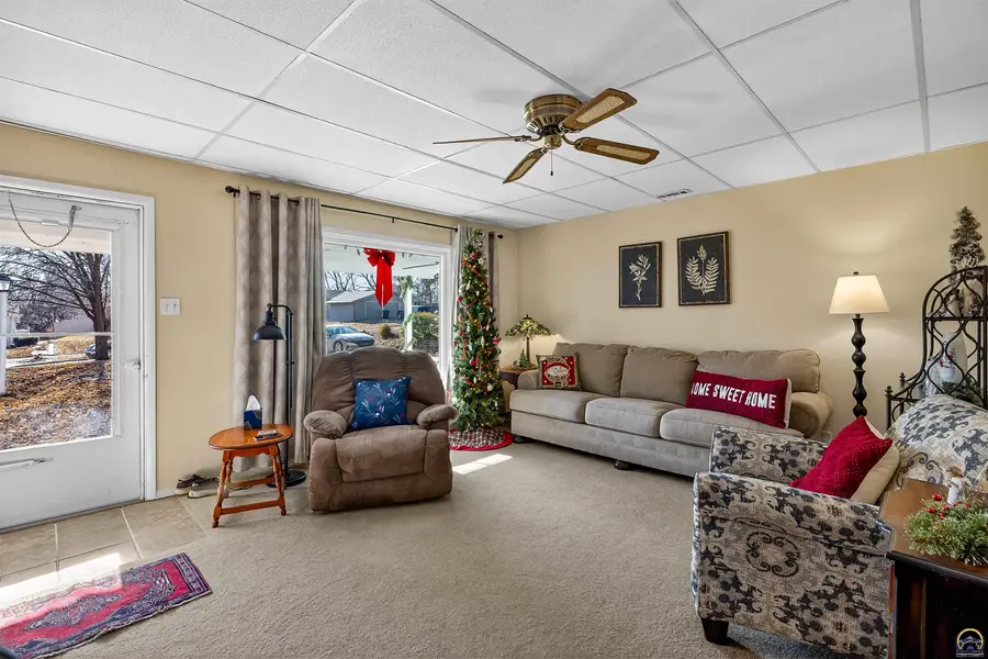 1638 SW 28th St, Topeka, KS 66611 - Image #2