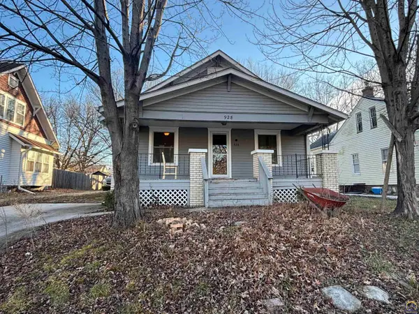 928 Lawrence St, Emporia, KS 66801