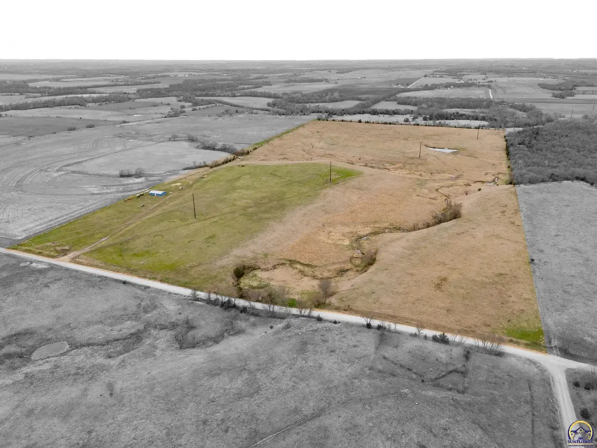 3004 W 213th, Osage City, KS 66523-0000 - Image #1