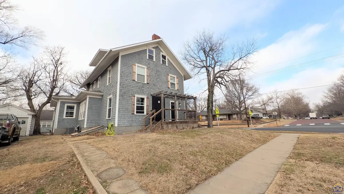 1127 Washington St, Emporia, KS 66801 - Image #1