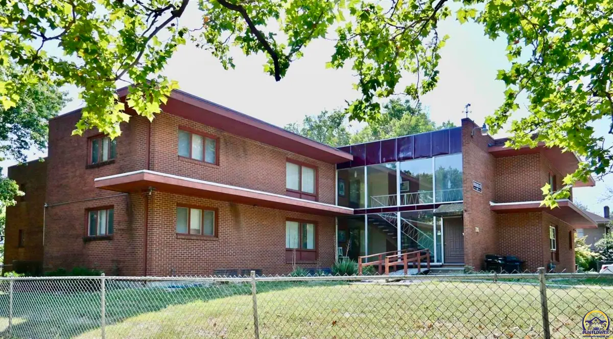 1300 SW Fillmore St, Topeka, KS 66604 - #1
