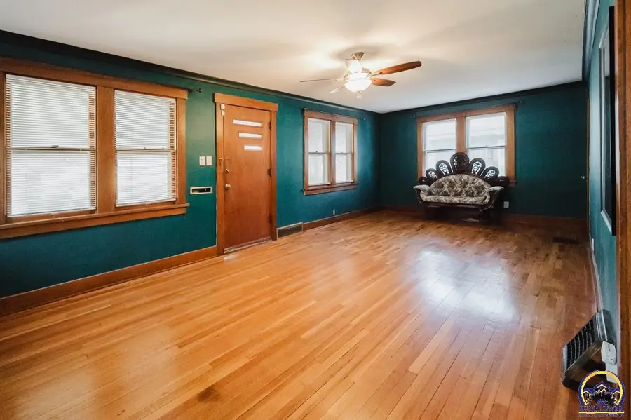 622 SW Lindenwood Ave, Topeka, KS 66606 - Image #3