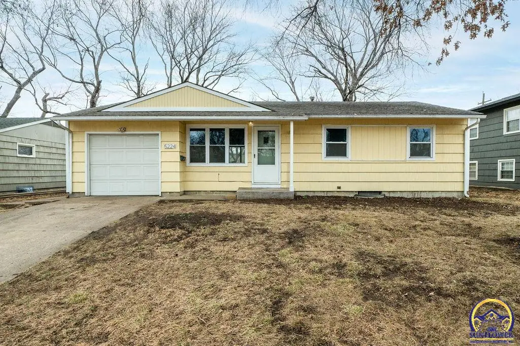 5224 SW 31st St, Topeka, KS 66614 - Image #1