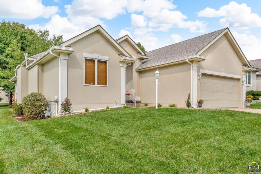 2433 SW Camelot Pl, Topeka, KS 66614-4391 - Image #3