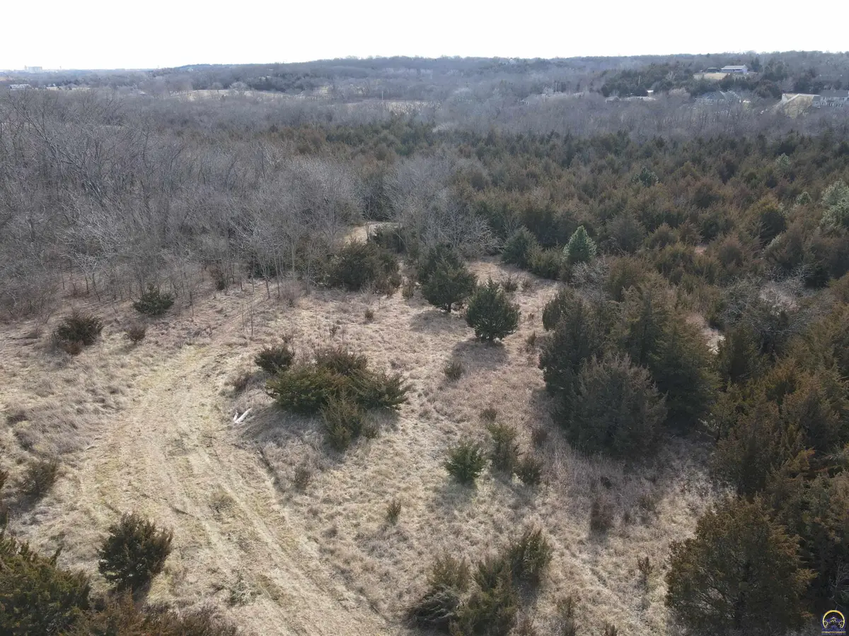 00000 SW Fairlawn Rd, Topeka, KS 66610 - Image #1