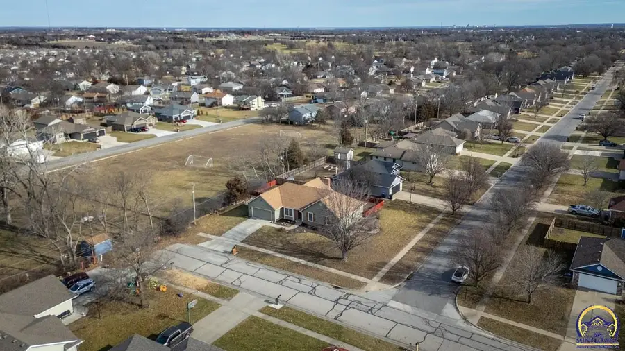 2700 SW Rother Rd, Topeka, KS 66614 - Image #2