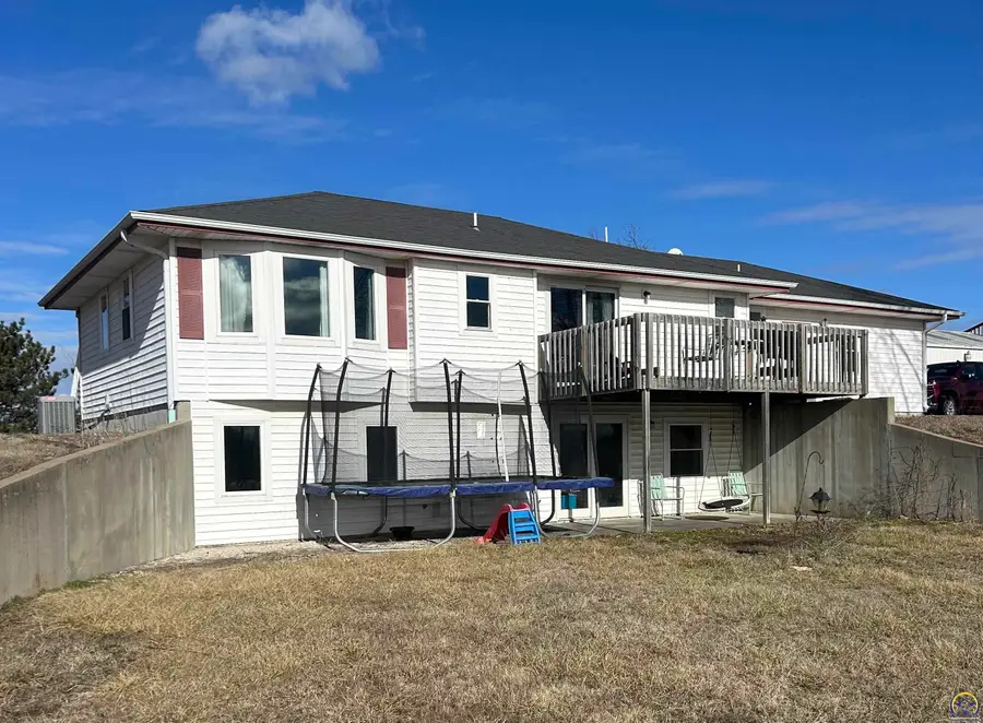 18541 S Stanley Rd, Overbrook, KS 66524 - Image #3