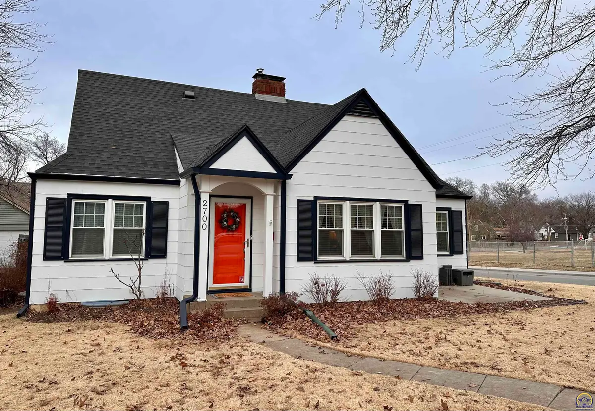 2700 SW Harland Ct, Topeka, KS 66604 - Image #1