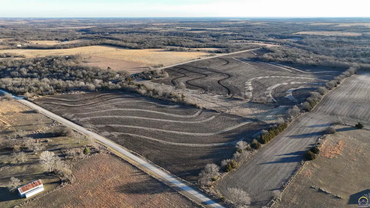 230 Rock Creek Rd, Quenemo, KS 66528 - #1