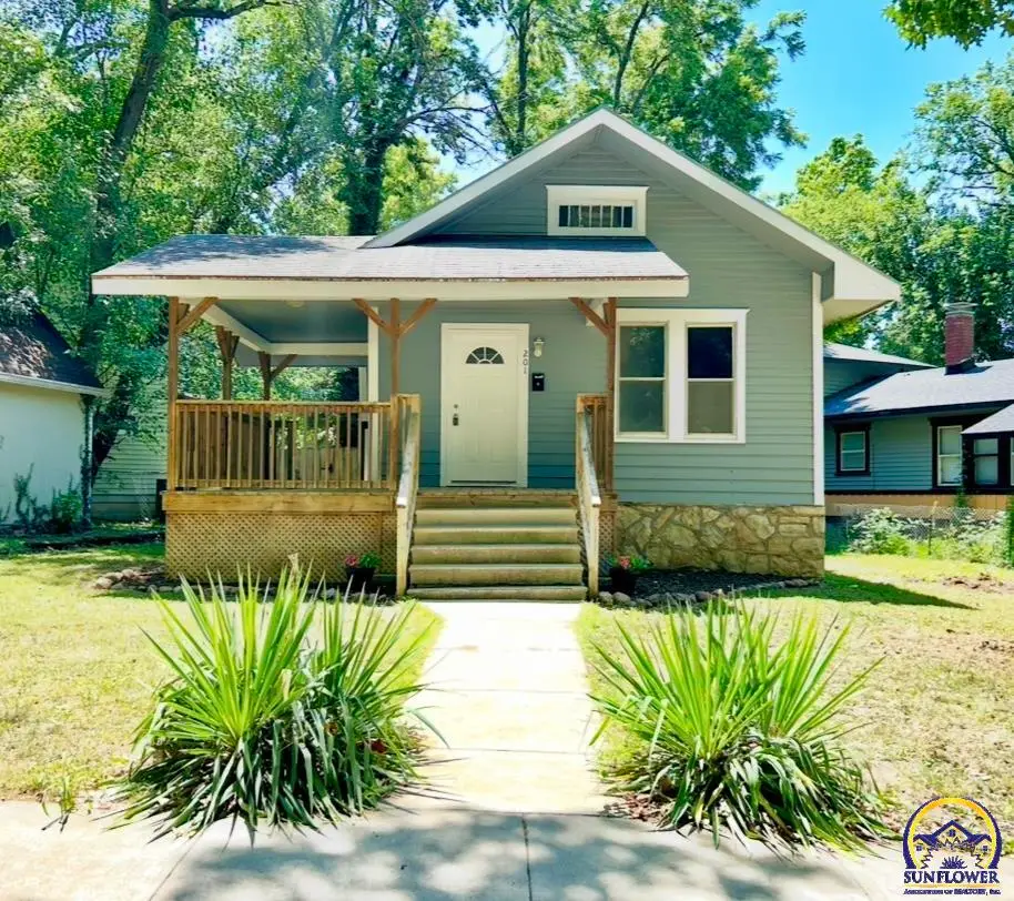 201 SW Elmwood Ave, Topeka, KS 66606 - #1