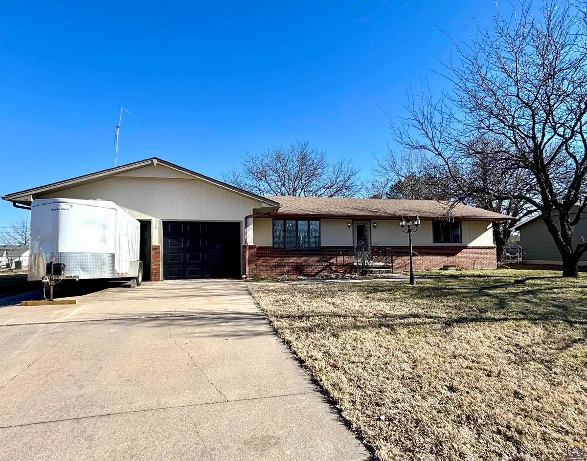 420 N Freeborn St, Marion, KS 66861 - Image #1