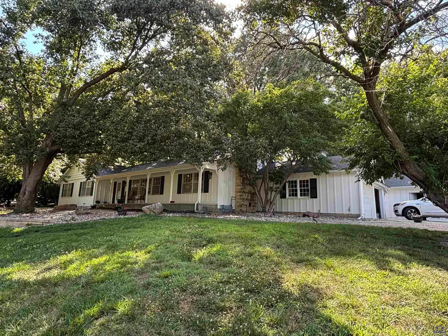 930 Huntington Rd, Emporia, KS 66801 - #2