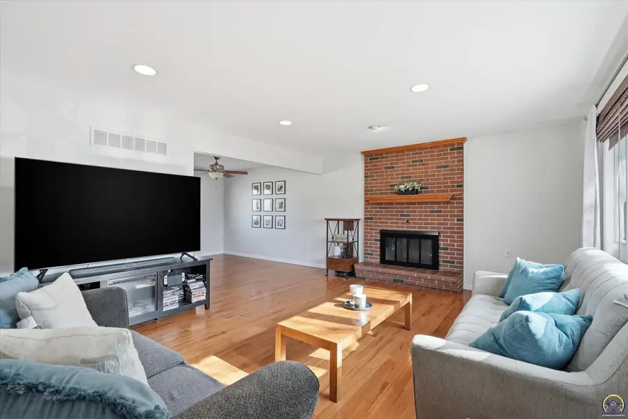 4330 SE 26th Ter, Topeka, KS 66605 - Image #3