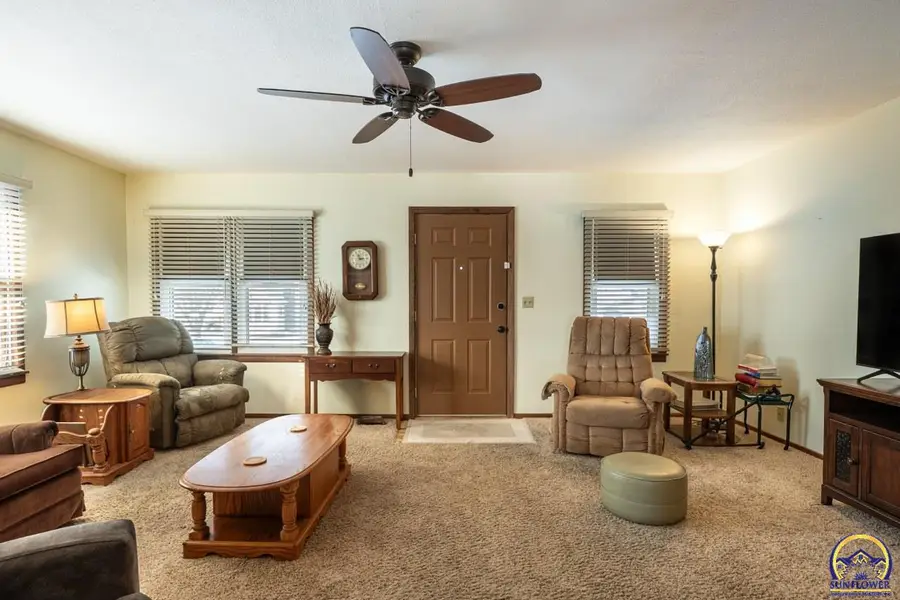 1038 SW Randolph Ave, Topeka, KS 66604 - Image #3