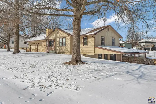 2636 SE Mars Ter, Topeka, KS 66605