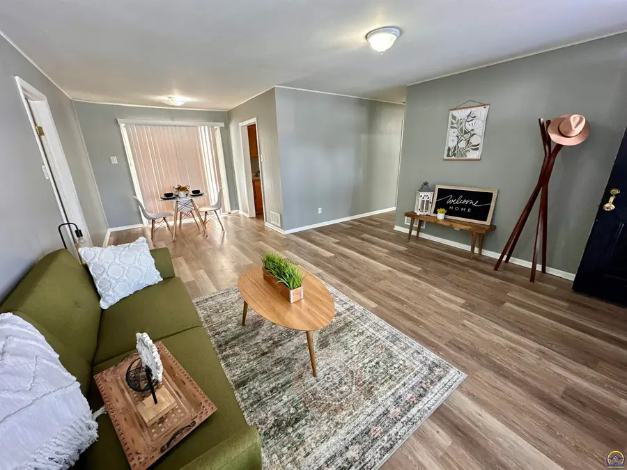 1331 SW Croix St, Topeka, KS 66611 - Image #3