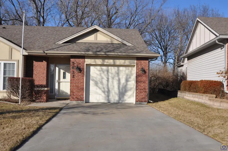 5822 SW Sterling Ln, Topeka, KS 66604 - Image #3