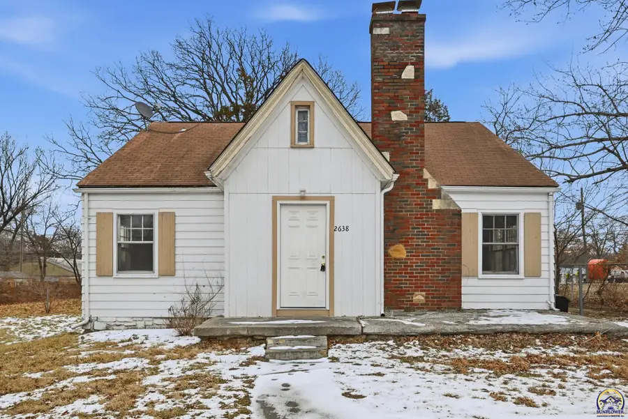 2638 SE Virginia Ave, Topeka, KS 66605 - #2