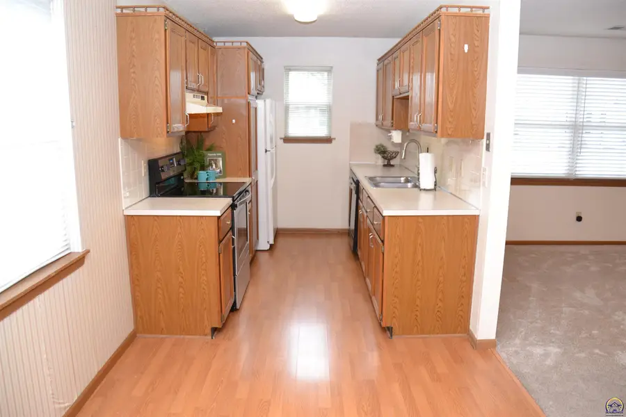 319 N Alder St, Gardner, KS 66030-9999 - #3