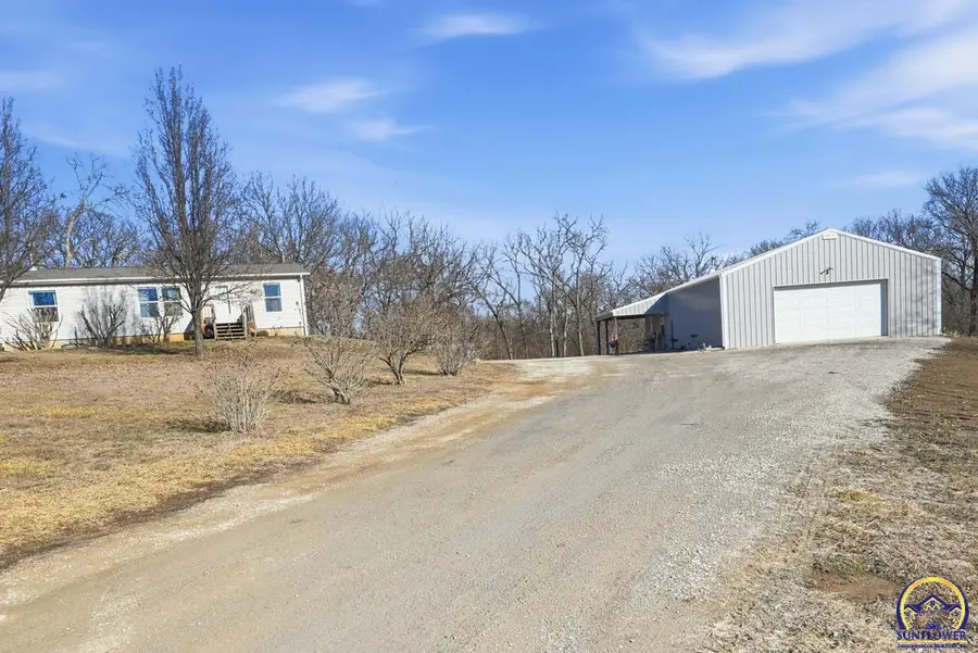 10920 S Jordan Rd, Wakarusa, KS 66546 - #2