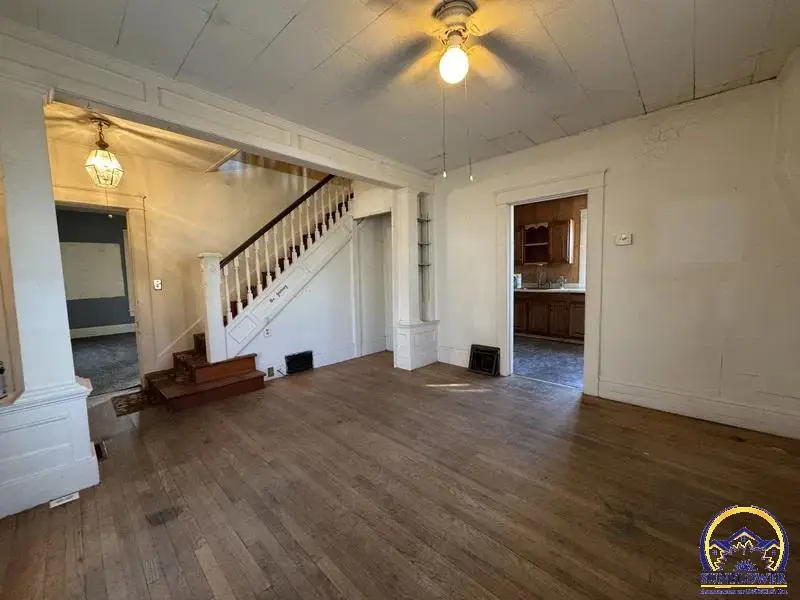 715 Shawnee St, Hiawatha, KS 66434 - #2