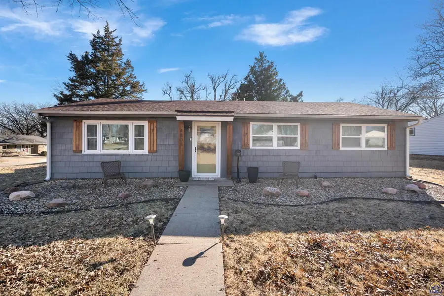 4801 SW 20th St, Topeka, KS 66604 - #2