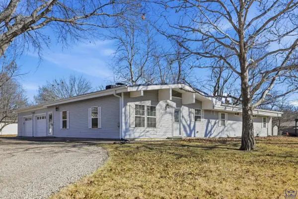700 Sunset, Osage City, KS 66523