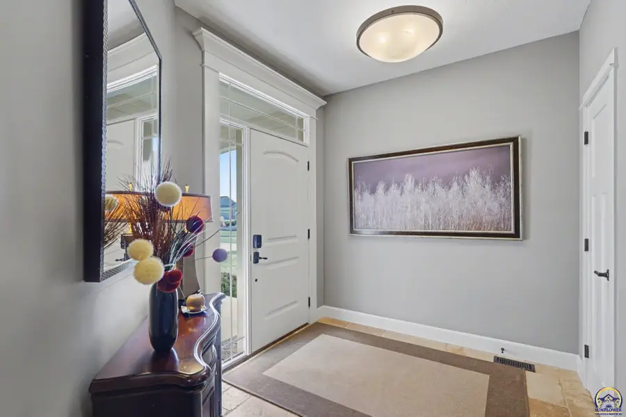 2250 Lake Pointe Dr #Unit 1900, Lawrence, KS 66049-9227 - #3