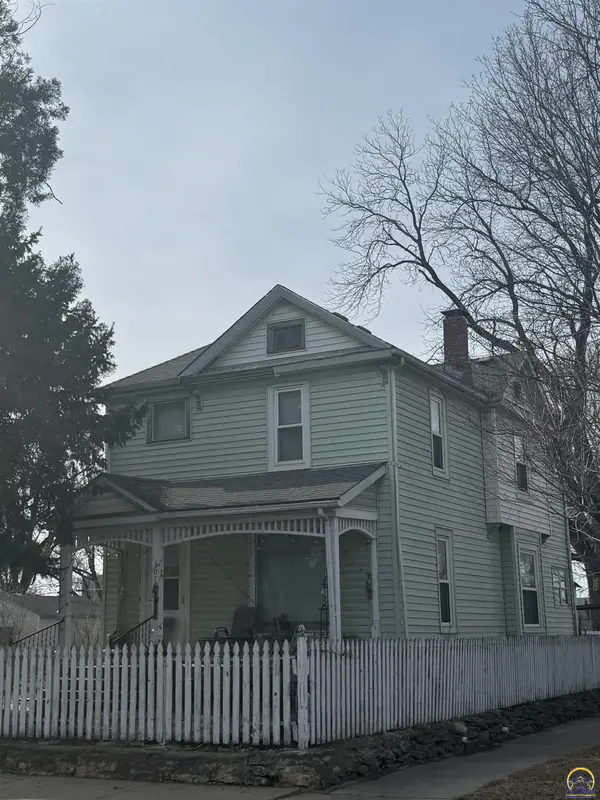 301 SE Klein St, Topeka, KS 66607