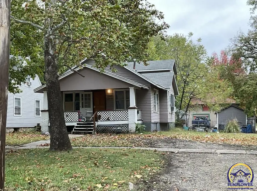 1268 SW Polk St, Topeka, KS 66612 - #1