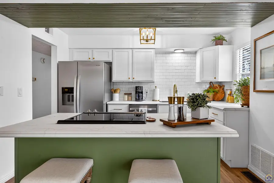 3523 SE Park Lane Ct, Topeka, KS 66605 - #3