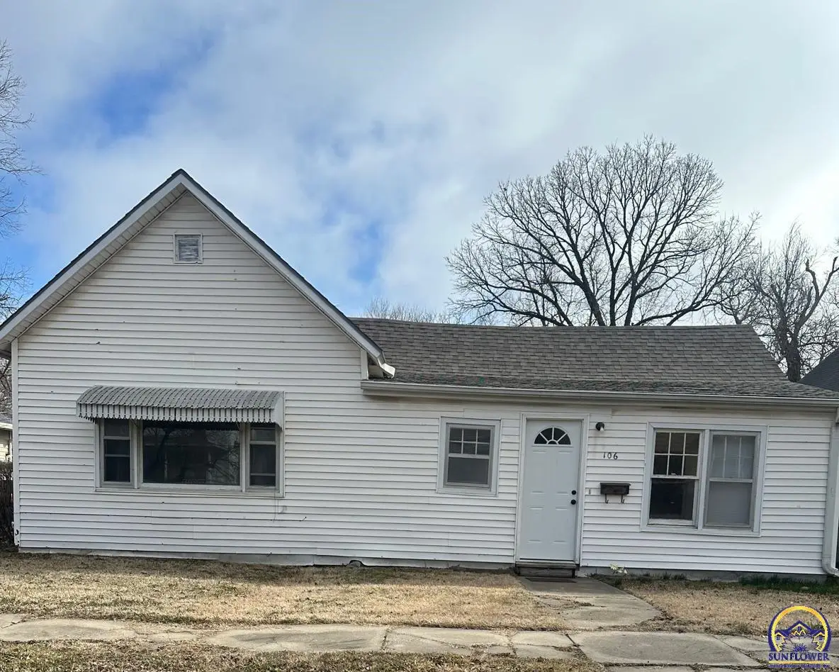 106 Mechanic St, Emporia, KS 66801 - #1
