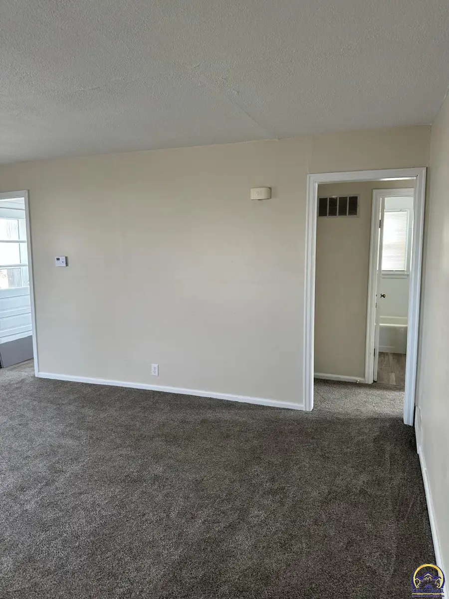 336 Sherman St, Emporia, KS 66801 - #3