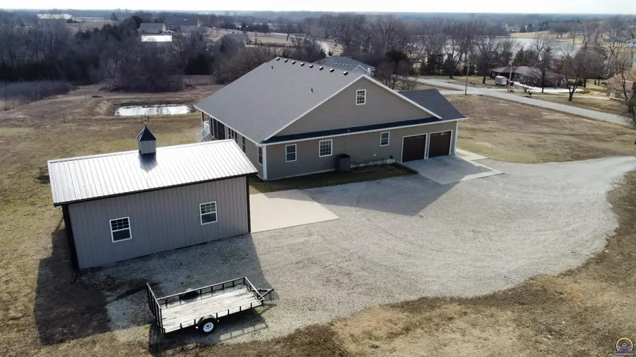 5 Locust Lane, Emporia, KS 66801 - #2