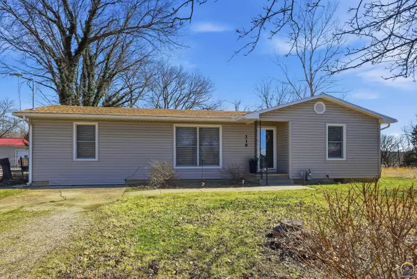 219 Ash St, Lyndon, KS 66451-9999