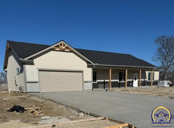 7600 SW 24th Ter, Topeka, KS 66614